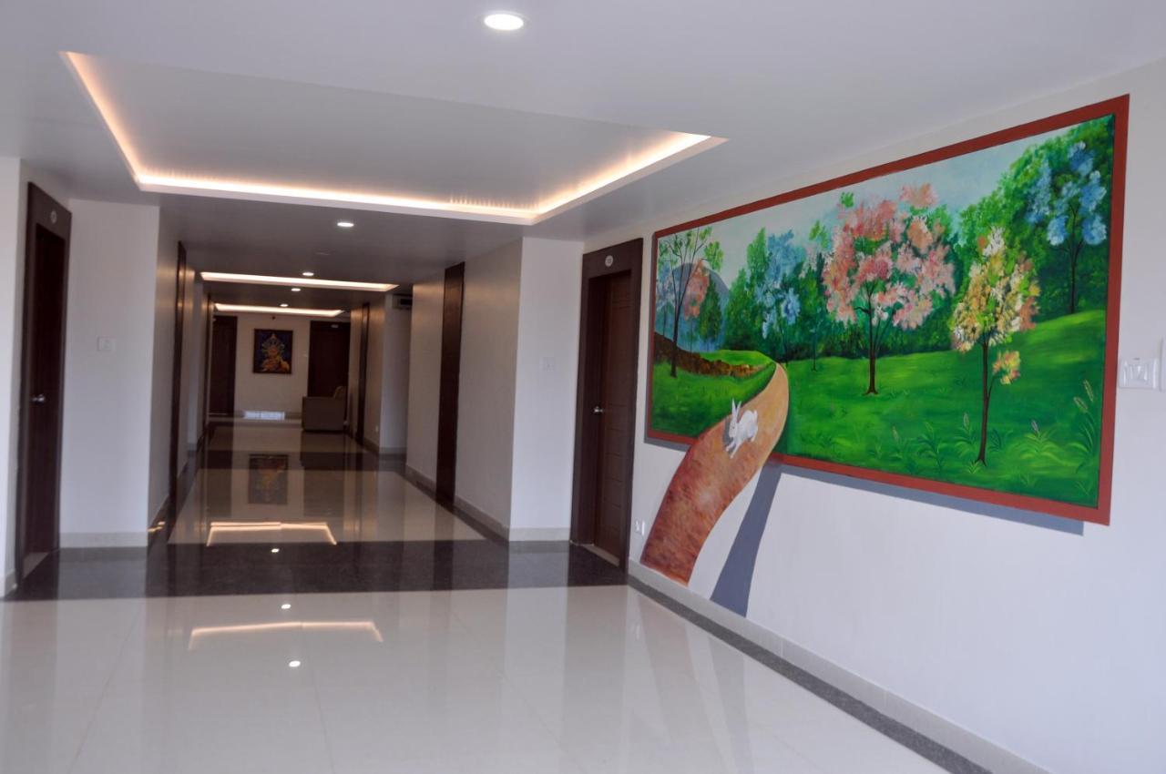 Hotel Ambika International Byndoor Bainduru Экстерьер фото