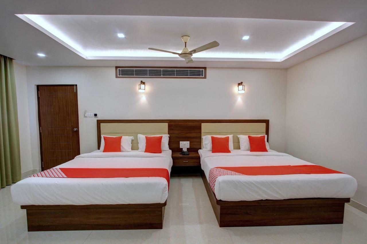 Hotel Ambika International Byndoor Bainduru Экстерьер фото