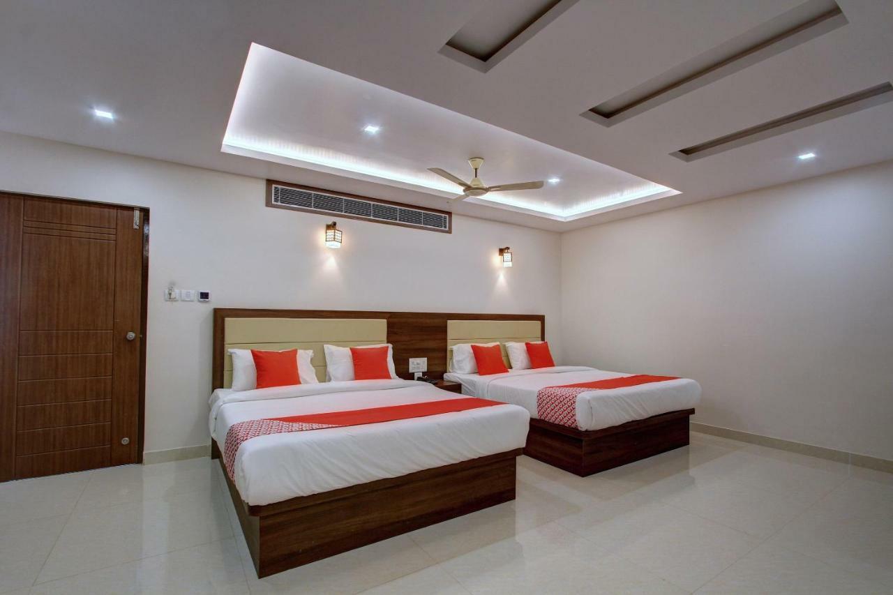 Hotel Ambika International Byndoor Bainduru Экстерьер фото