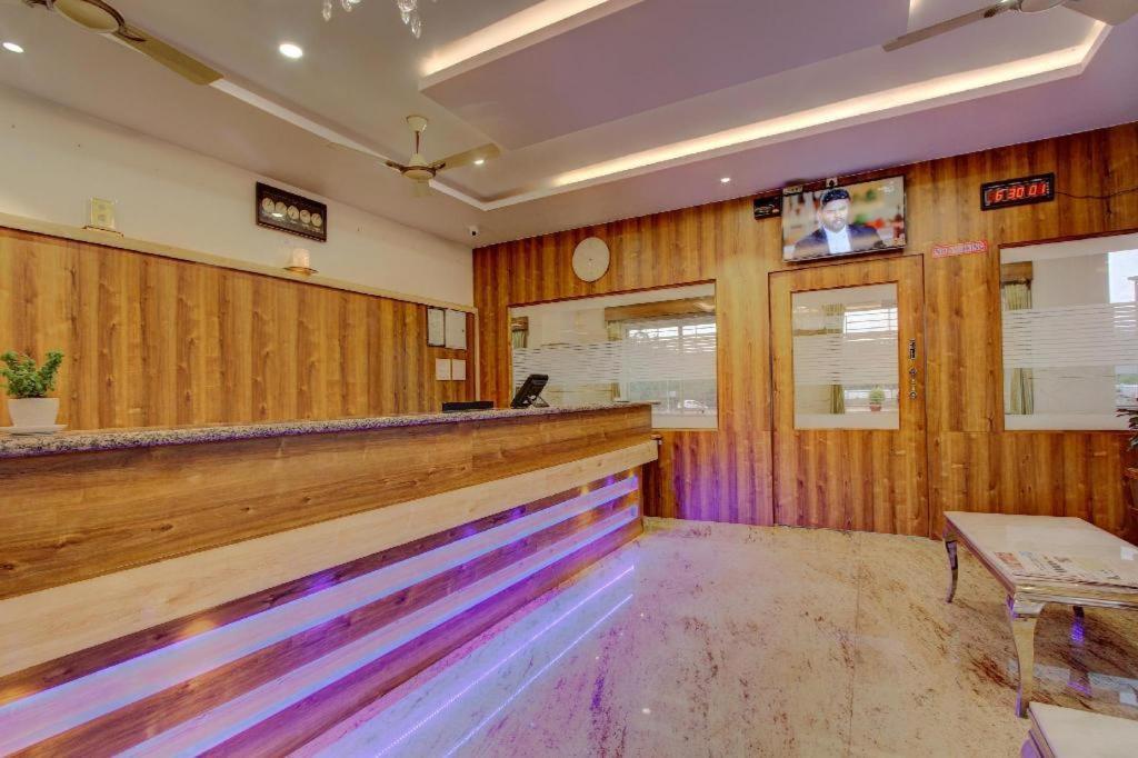 Hotel Ambika International Byndoor Bainduru Экстерьер фото